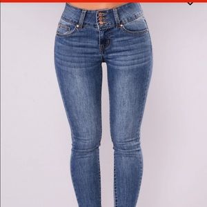 Fashion nova carbi jeans